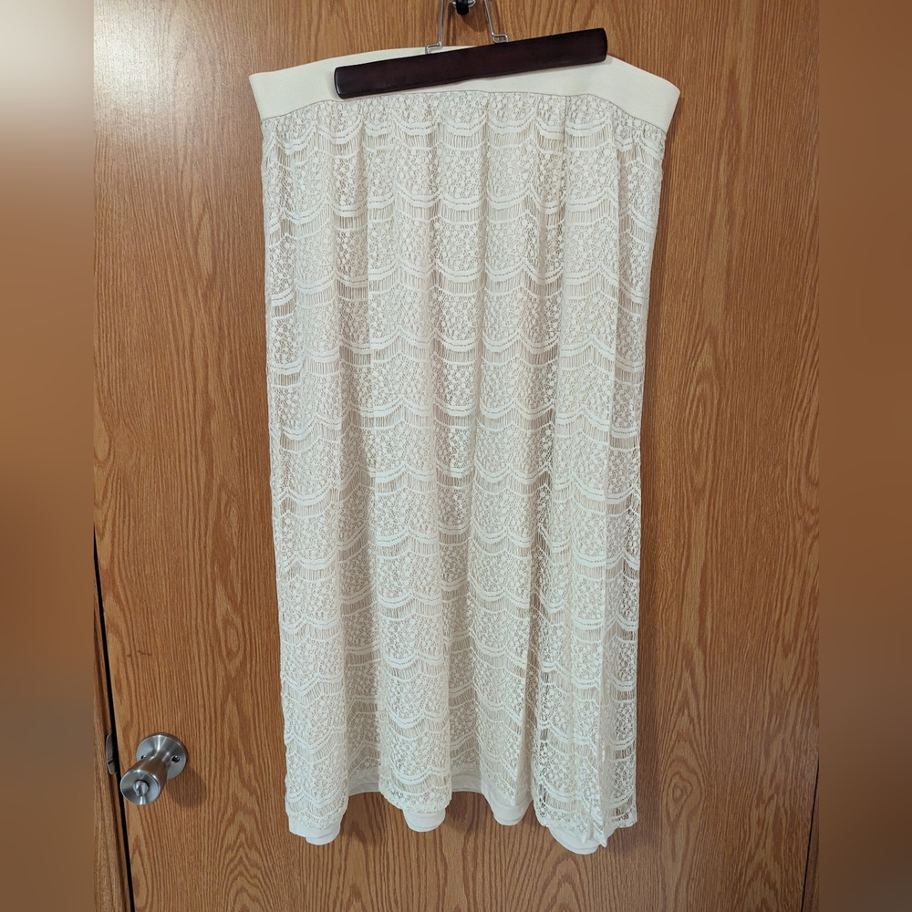 Cato, 18-20W, Cream